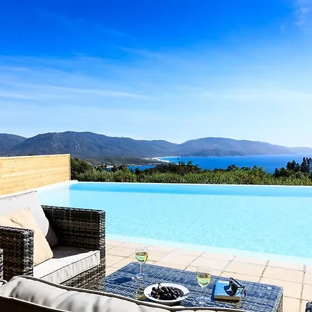 Villa Vetricella Sleeps 4 Pool Air Con Wifi *
